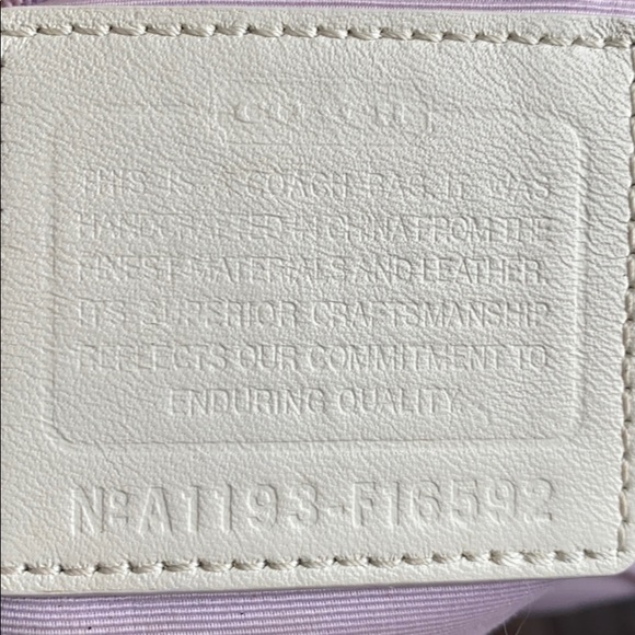 Coach spring purse - Picture 4 of 4